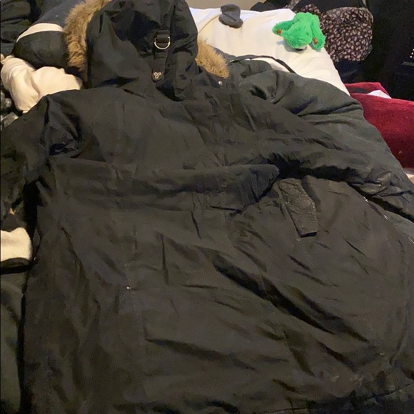 TNA Winter Jacket - Picture 10 of 10